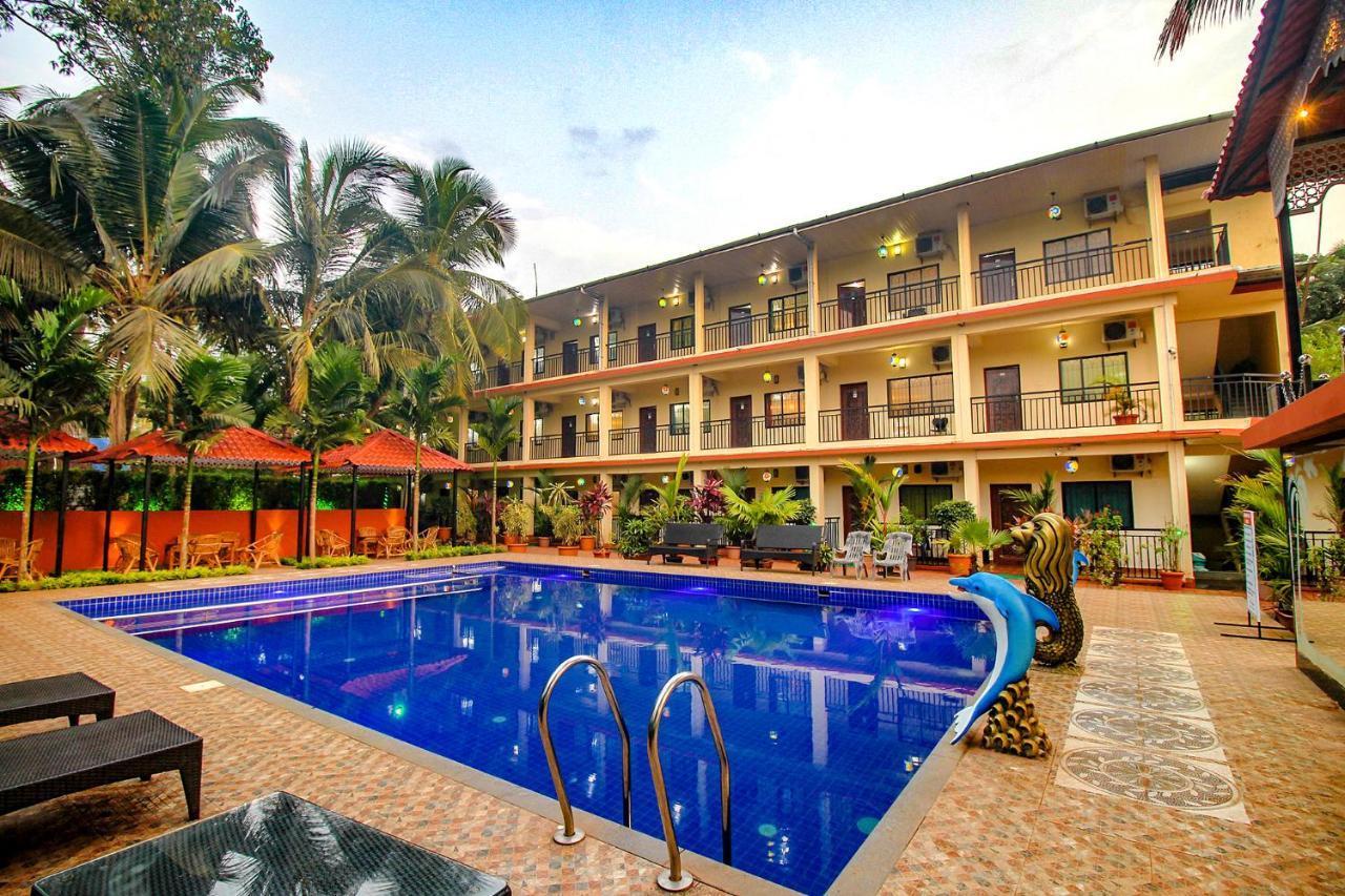 Fabescape Sk Studios With Pool & Gym, Arpora Oud Goa Buitenkant foto